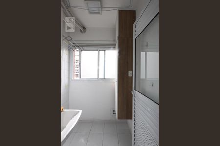 Apartamento para alugar com 65m², 2 quartos e 1 vagaÁrea de Serviço