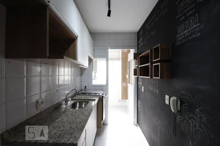 Apartamento para alugar com 65m², 2 quartos e 1 vagaCozinha