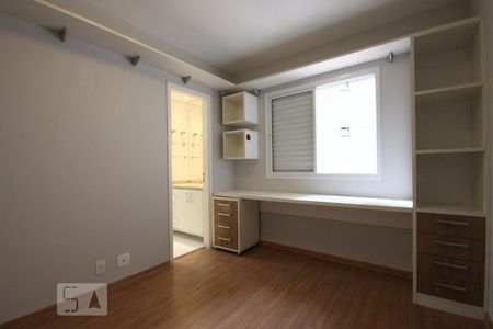 Apartamento para alugar com 65m², 2 quartos e 1 vagaSuíte