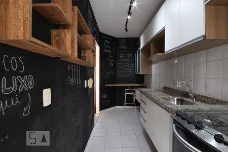 Apartamento para alugar com 65m², 2 quartos e 1 vagaCozinha