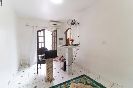 Casa à venda com 70m², 3 quartos e 2 vagas Casa à venda com 70m², 3 quartos e 2 vagasQuarto 3