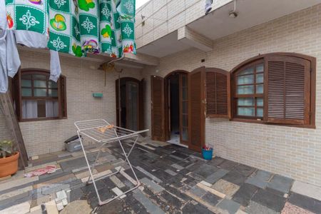 Casa à venda com 70m², 3 quartos e 2 vagas Casa à venda com 70m², 3 quartos e 2 vagasÁrea de Serviço