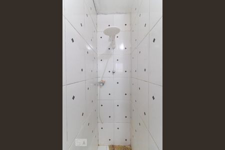 Casa à venda com 70m², 3 quartos e 2 vagas Casa à venda com 70m², 3 quartos e 2 vagasBanheiro