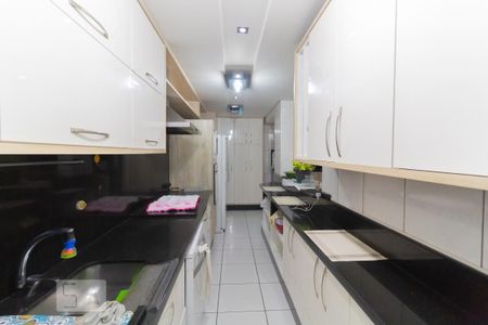 Casa à venda com 70m², 3 quartos e 2 vagas Casa à venda com 70m², 3 quartos e 2 vagasCozinha