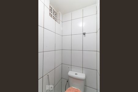 Casa à venda com 70m², 3 quartos e 2 vagas Casa à venda com 70m², 3 quartos e 2 vagasBanheiro 2