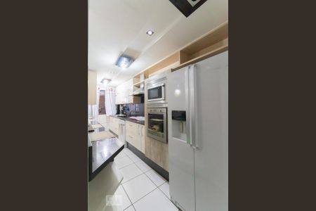 Casa à venda com 70m², 3 quartos e 2 vagas Casa à venda com 70m², 3 quartos e 2 vagasCozinha