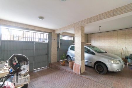 Casa à venda com 70m², 3 quartos e 2 vagas Casa à venda com 70m², 3 quartos e 2 vagasGaragem