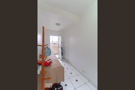 Casa à venda com 70m², 3 quartos e 2 vagas Casa à venda com 70m², 3 quartos e 2 vagasCloset