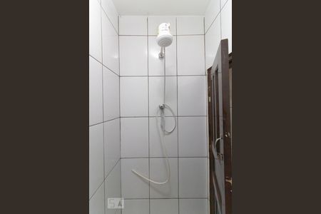 Casa à venda com 70m², 3 quartos e 2 vagas Casa à venda com 70m², 3 quartos e 2 vagasBanheiro 2