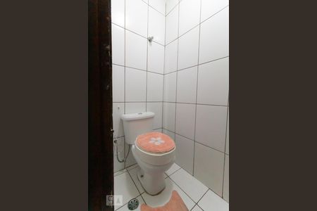 Casa à venda com 70m², 3 quartos e 2 vagas Casa à venda com 70m², 3 quartos e 2 vagasBanheiro 2