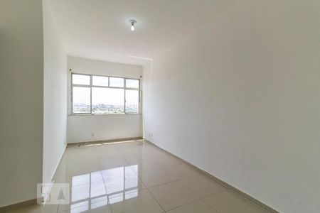 Sala de apartamento para alugar com 2 quartos, 87m² em Pilares, Rio de Janeiro