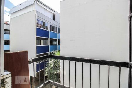 Varanda da Sala - Vista de apartamento para alugar com 2 quartos, 70m² em Vila São João, Goiânia
