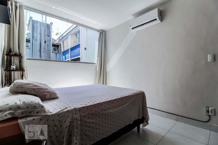 Quarto 2 de apartamento para alugar com 2 quartos, 70m² em Vila São João, Goiânia