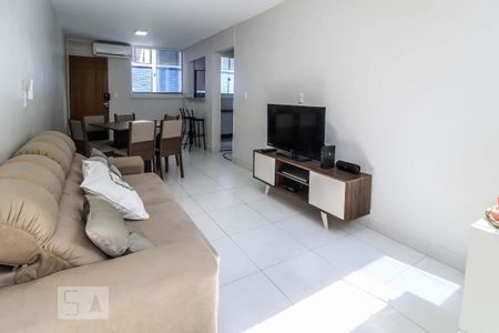 Sala de apartamento para alugar com 2 quartos, 70m² em Vila São João, Goiânia