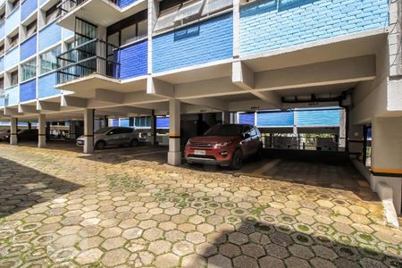 Garagem de apartamento para alugar com 2 quartos, 70m² em Vila São João, Goiânia
