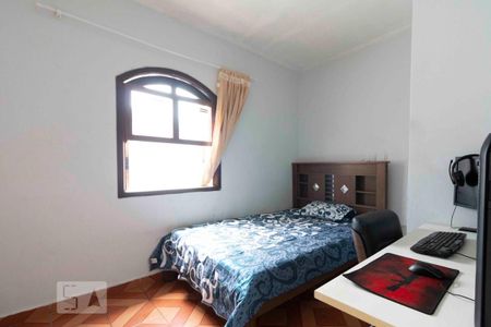 Casa à venda com 223m², 3 quartos e 4 vagas Casa à venda com 223m², 3 quartos e 4 vagasquarto 1