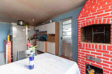 Casa à venda com 223m², 3 quartos e 4 vagas Casa à venda com 223m², 3 quartos e 4 vagasÁrea comum - Churrasqueira