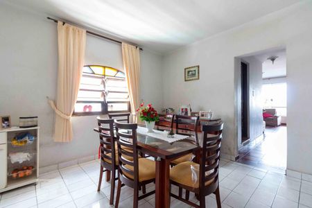 Casa à venda com 223m², 3 quartos e 4 vagas Casa à venda com 223m², 3 quartos e 4 vagasSala de Jantar