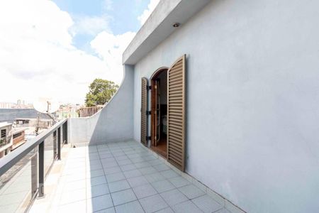 Casa à venda com 223m², 3 quartos e 4 vagas Casa à venda com 223m², 3 quartos e 4 vagasVaranda Quarto 1 - Suite