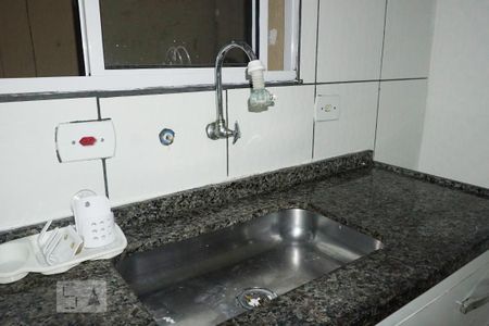 Casa de condomínio à venda com 62m², 2 quartos e 1 vagaCozinha