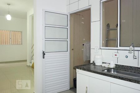 Casa de condomínio à venda com 62m², 2 quartos e 1 vagaCozinha