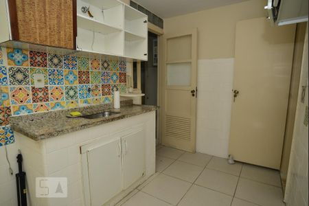 Apartamento para alugar com 90m², 3 quartos e sem vagaCozinha