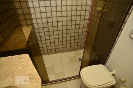 Apartamento para alugar com 90m², 3 quartos e sem vagaBanheiro
