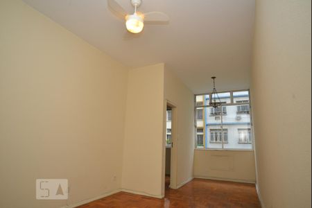 Sala de apartamento para alugar com 3 quartos, 90m² em Flamengo, Rio de Janeiro