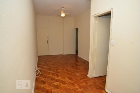 Sala de apartamento para alugar com 3 quartos, 90m² em Flamengo, Rio de Janeiro