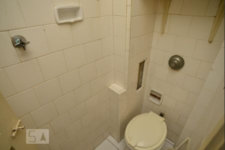 Apartamento para alugar com 90m², 3 quartos e sem vagaBanheiro de serviço