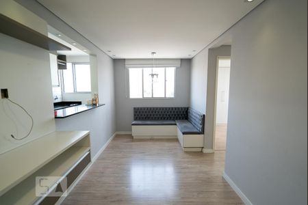 Sala de kitnet/studio para alugar com 1 quarto, 45m² em Vila Homero Thon, Santo André