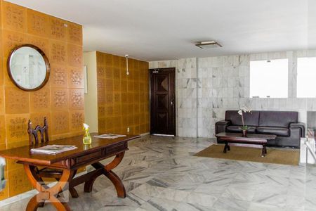 Apartamento para alugar com 70m², 2 quartos e 1 vagaHall de Entrada