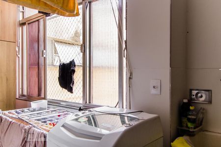 Apartamento para alugar com 70m², 2 quartos e 1 vagaÁrea de Serviço