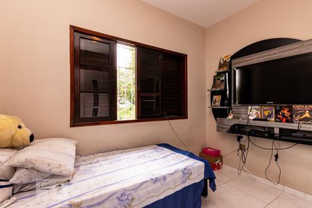 Casa à venda com 220m², 4 quartos e 4 vagas Casa à venda com 220m², 4 quartos e 4 vagasQuarto 3