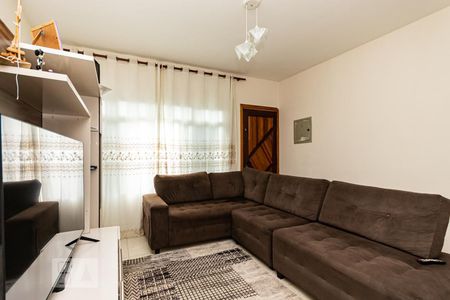 Sala  de casa à venda com 4 quartos, 220m² em Cidade Patriarca, São Paulo