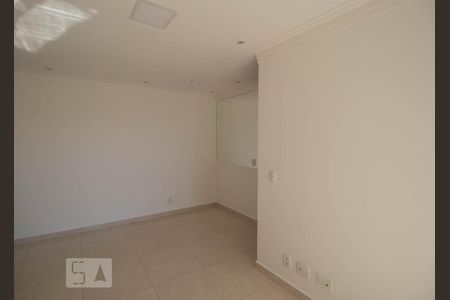 Sala de apartamento à venda com 2 quartos, 55m² em Vila Endres, Guarulhos