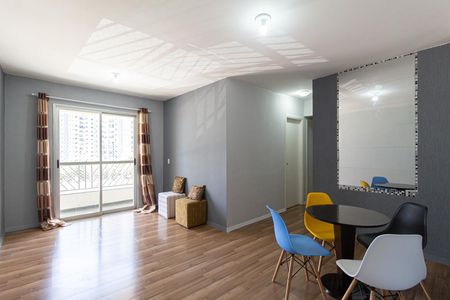 Sala de apartamento para alugar com 3 quartos, 68m² em Continental, Osasco