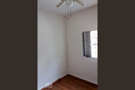 Casa à venda com 150m², 4 quartos e 3 vagas Casa à venda com 150m², 4 quartos e 3 vagasQuarto 1 - Casa 2