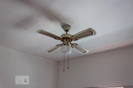 Casa à venda com 150m², 4 quartos e 3 vagas Casa à venda com 150m², 4 quartos e 3 vagasQuarto 1 - Casa 2