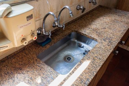 Casa à venda com 150m², 4 quartos e 3 vagas Casa à venda com 150m², 4 quartos e 3 vagasCozinha - Casa 1