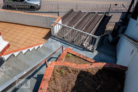 Casa à venda com 150m², 4 quartos e 3 vagas Casa à venda com 150m², 4 quartos e 3 vagasEntrada