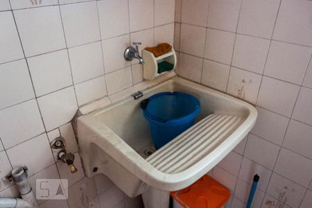 Casa à venda com 150m², 4 quartos e 3 vagas Casa à venda com 150m², 4 quartos e 3 vagasÁrea de Serviço - Casa 1