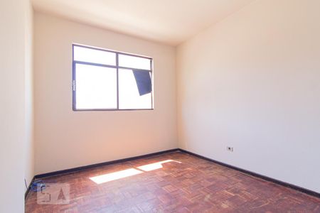 Quarto 2 de apartamento para alugar com 2 quartos, 50m² em Rebouças, Curitiba