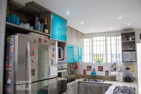 Casa à venda com 365m², 5 quartos e 1 vagaCozinha