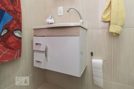 Casa de condomínio para alugar com 100m², 2 quartos e sem vagaBanheiro - Armário