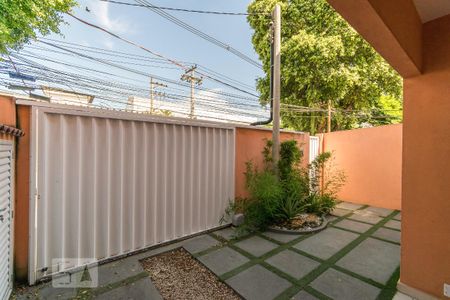 Casa de condomínio para alugar com 100m², 2 quartos e sem vagaÁrea comum de acesso - Entrada