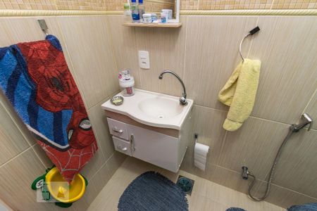 Casa de condomínio para alugar com 100m², 2 quartos e sem vagaBanheiro