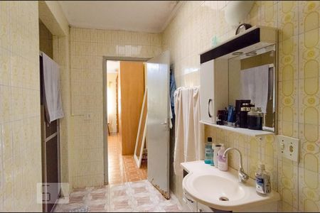 Casa à venda com 225m², 3 quartos e sem vagaBanheiro da Suíte 1