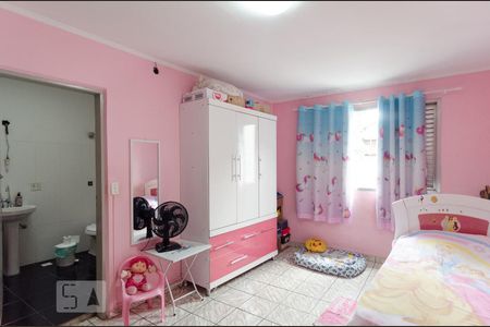 Casa à venda com 225m², 3 quartos e sem vagaSuíte 2