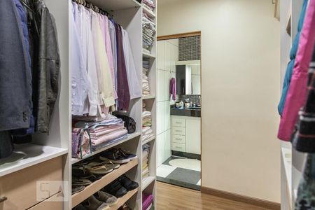 Casa à venda com 232m², 3 quartos e 2 vagasCloset do Quarto 3